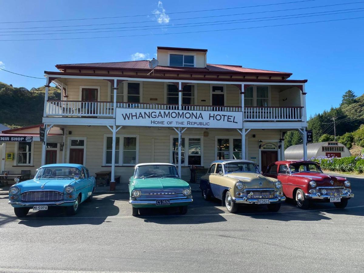 Whangamomona Hotel Stratford Exterior photo